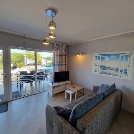 Apartamenty Polanki 2 - Sauna, Jacuzzi, Podgrzewany Basen Leba Exterior foto