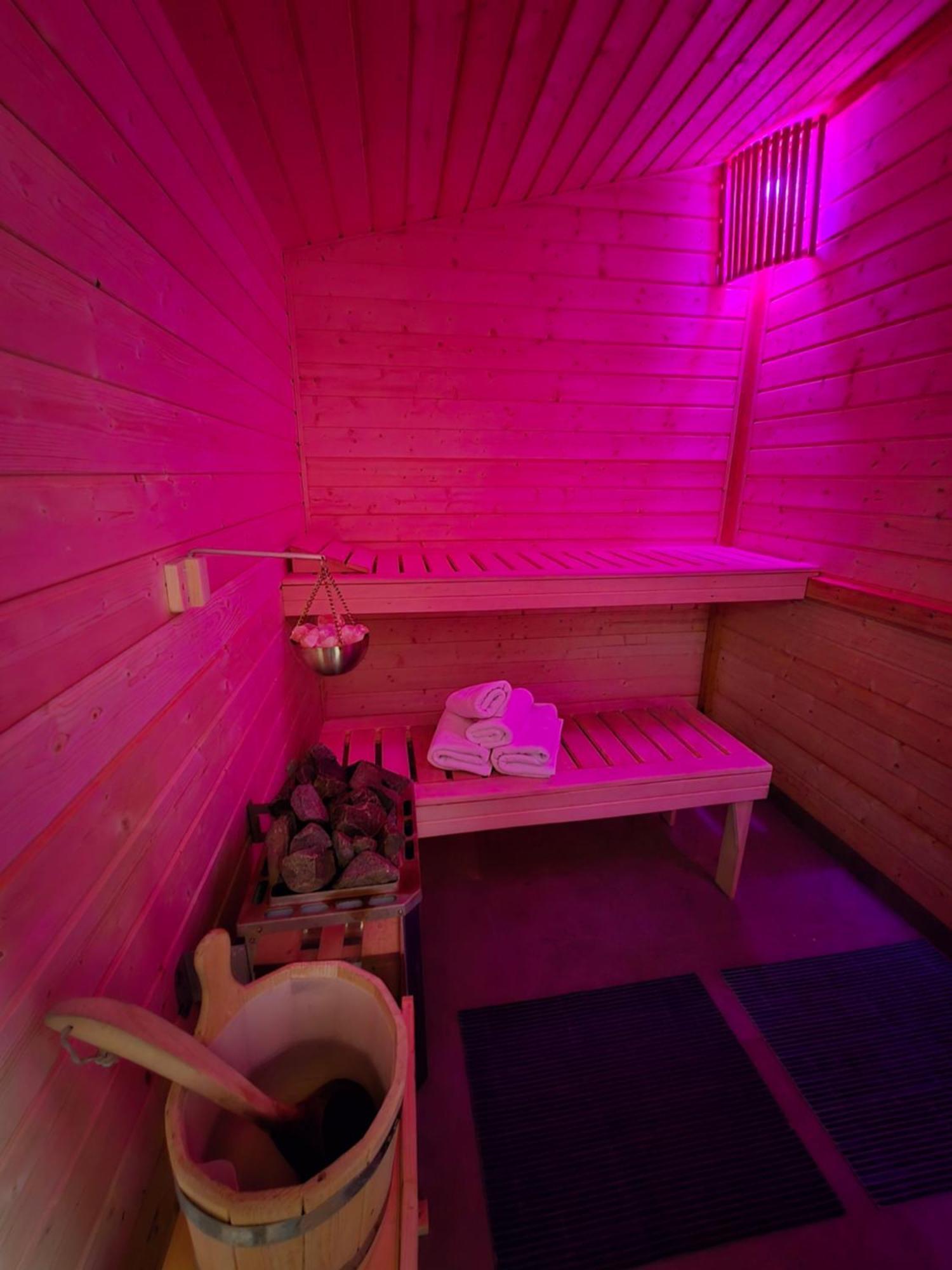 Polanki 2 - Sauna, Jacuzzi, Podgrzewany Basen Apartment Leba
